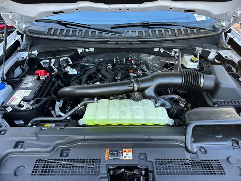 New 2025 Ford Expedition Active image 35