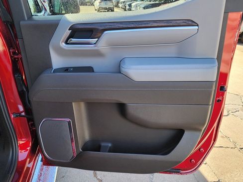 New 2026 GMC Sierra 1500 SLT w/ SLT Premium Plus Package image 41