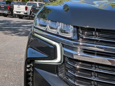 Used 2022 Chevrolet Tahoe LT w/ LT Signature Package RWD image 11