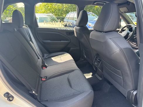 Used 2025 Subaru Forester Premium AWD/4WD image 17