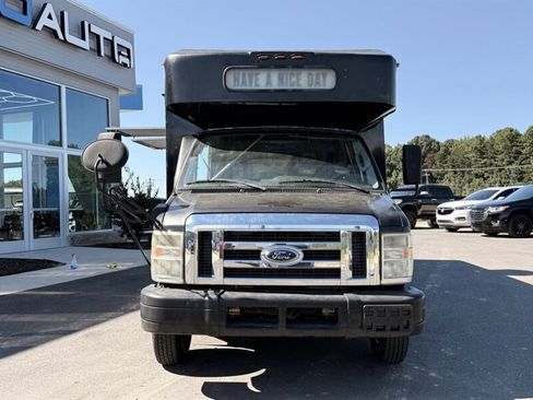 Used 2009 Ford E-450 and Econoline 450 RWD image 5