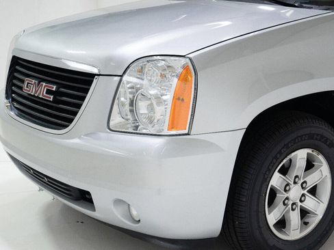 Used 2013 GMC Yukon SLE image 10