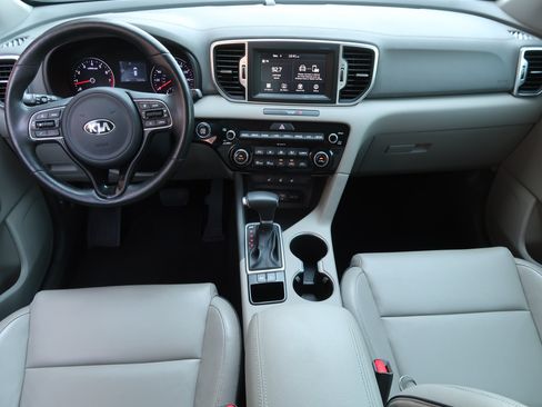 Used 2019 Kia Sportage EX w/ EX Premium Package FWD image 10