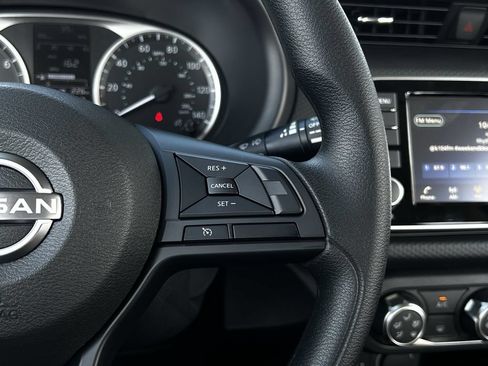 Used 2025 Nissan Kicks Play S FWD image 15