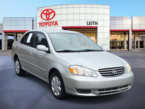 Used 2003 Toyota Corolla LE image 3