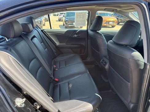 Used 2016 Honda Accord EX-L image 43