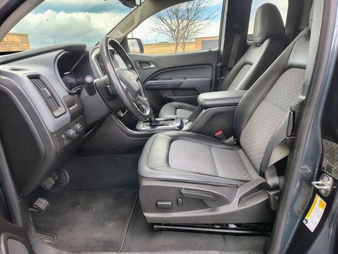 Used 2019 Chevrolet Colorado Z71 image 11