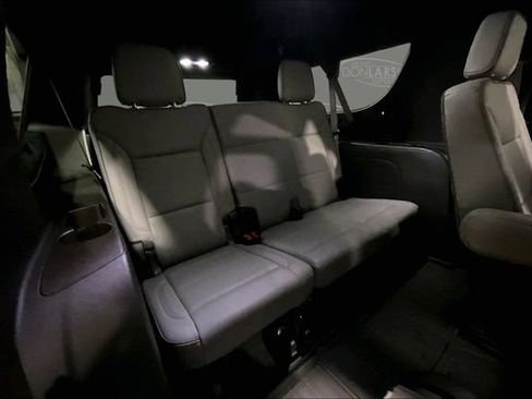Used 2021 GMC Yukon XL SLT w/ SLT Premium Package AWD/4WD image 35