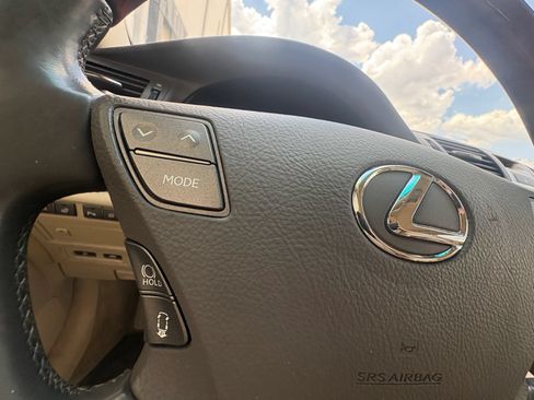 Used 2012 Lexus LS 460 w/ Luxury Value Edition RWD image 29