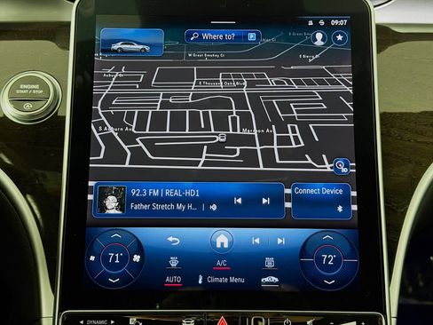 Used 2024 Mercedes-Benz C 300 4MATIC Sedan image 13