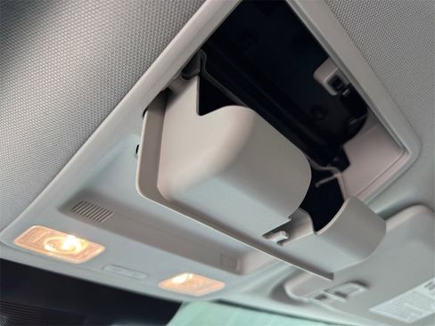 Used 2025 Ford Maverick Lariat w/ Black Appearance Package image 19