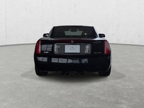 Used 2006 Cadillac XLR V RWD image 14
