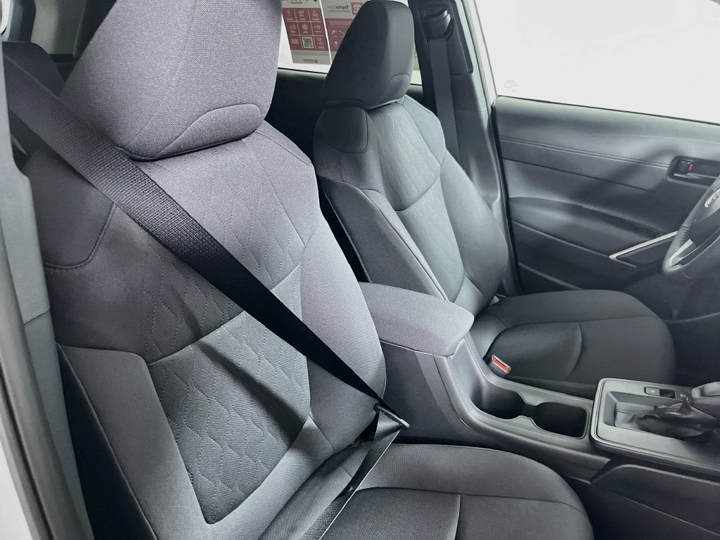 New 2026 Toyota Corolla Cross LE w/ Moonroof Package FWD image 27
