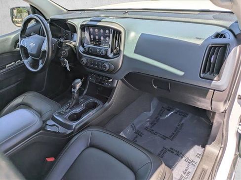 Used 2022 Chevrolet Colorado Z71 AWD/4WD image 19