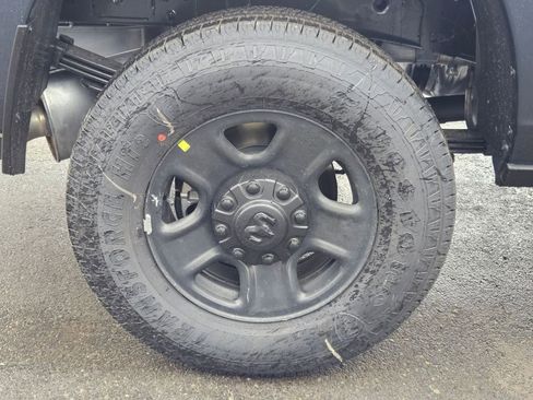 New 2026 RAM 3500 Tradesman AWD/4WD image 9