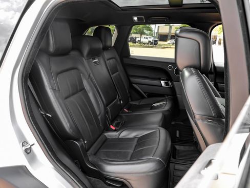 Used 2018 Land Rover Range Rover Sport HSE image 37