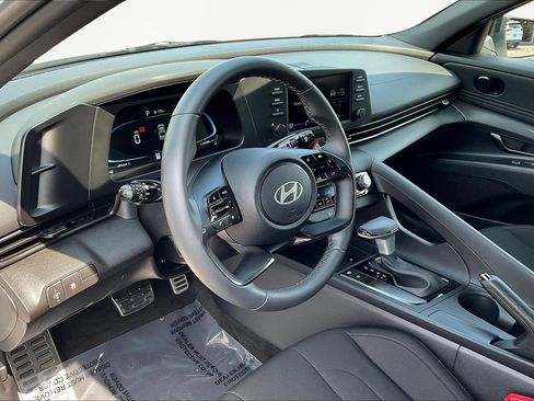 Certified 2026 Hyundai Elantra Sport FWD image 17