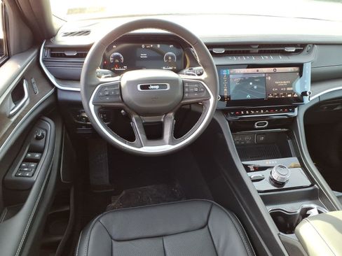 New 2026 Jeep Grand Cherokee Limited Reserve image 4