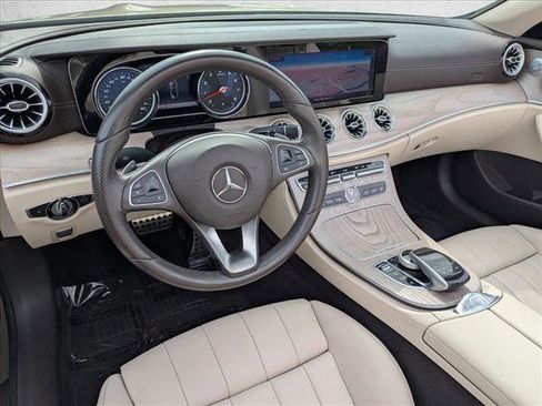 Used 2018 Mercedes-Benz E 400 E 400 image 10
