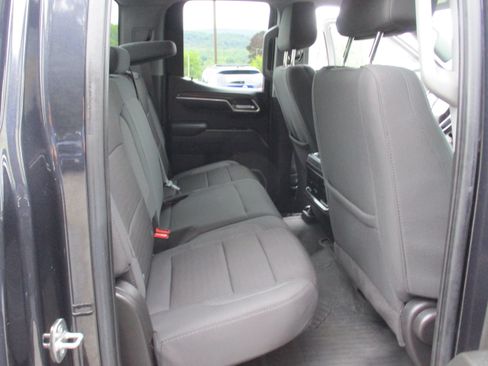 Used 2023 Chevrolet Silverado 1500 RST AWD/4WD image 13