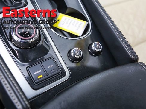 Used 2016 Nissan Maxima Platinum w/ Interior Lighting Package image 22