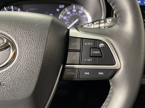 Certified 2022 Toyota Highlander Platinum image 27