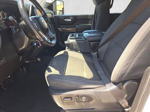 Used 2021 Chevrolet Silverado 2500 LT w/ Fleet Comfort Package AWD/4WD image 16