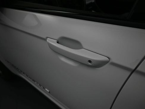 New 2026 Jeep Grand Cherokee Laredo AWD/4WD image 29