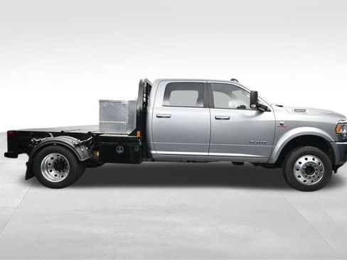 Used 2022 RAM 4500 SLT w/ Quick Order Package 2YG SLT AWD/4WD image 6