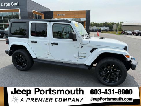 Used 2022 Jeep Wrangler Unlimited Sahara w/ Cold Weather Group image 1