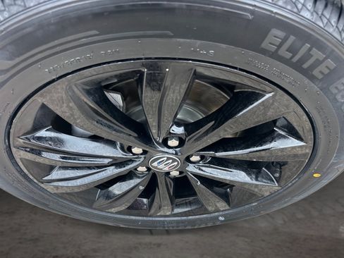Used 2024 Buick Envista Sport Touring w/ Convenience I Package FWD image 18