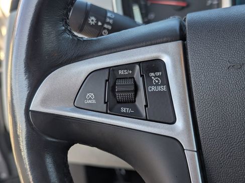 Used 2017 Chevrolet Equinox LT w/ Convenience Package image 18