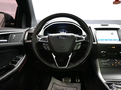 Used 2020 Ford Edge ST-Line FWD image 17