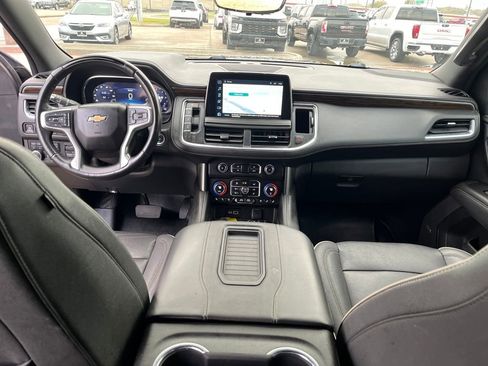Used 2023 Chevrolet Suburban Premier w/ Advanced Technology Package image 14