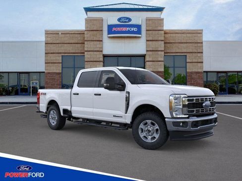 New 2026 Ford F250 XLT w/ FX4 Off-Road Package image 1