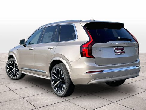New 2026 Volvo XC90 T8 Plus w/ Protection Package Premier image 3