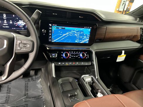 New 2026 GMC Sierra 2500 Denali Ultimate w/ LPO, Black Badging Package AWD/4WD image 21