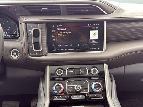 Used 2023 GMC Yukon Denali w/ Max Trailering Package image 20