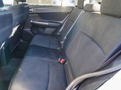 Used 2015 Subaru Crosstrek 2.0i Premium w/ Popular Package #2 image 19