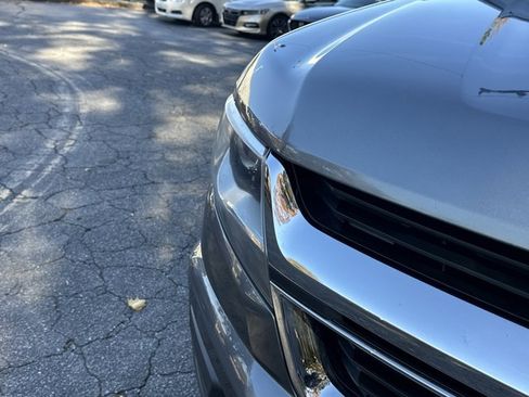 Used 2018 Chevrolet Colorado W/T w/ WT Convenience Package image 13