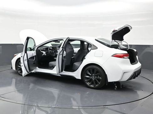 Used 2024 Toyota Corolla SE FWD image 31