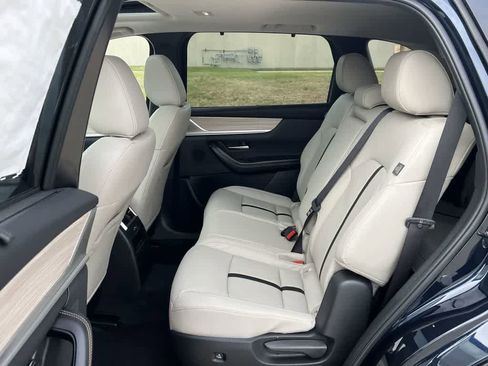 Certified 2025 MAZDA CX-90 Plug-In Hybrid w/ Preferred image 18