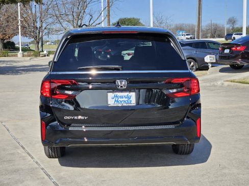 New 2026 Honda Odyssey EX-L image 5