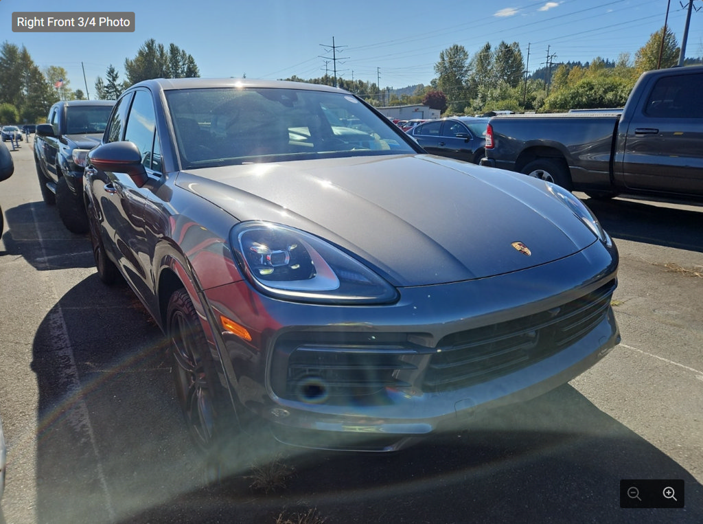 Used 2020 Porsche Cayenne AWD/4WD image 2