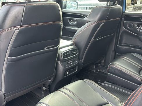 Certified 2024 Honda Pilot TrailSport image 31