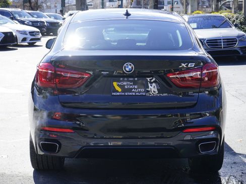 Used 2019 BMW X6 sDrive35i w/ M Sport Package image 9