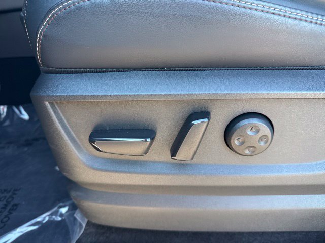 Used 2025 Nissan Armada Platinum AWD/4WD image 14