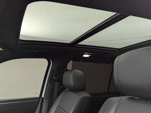 Used 2023 Toyota Sequoia Platinum image 29