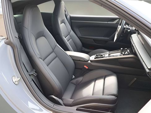 Used 2024 Porsche 911 Carrera S RWD image 14
