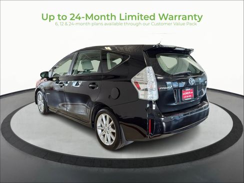 Used 2014 Toyota Prius V Five FWD image 5